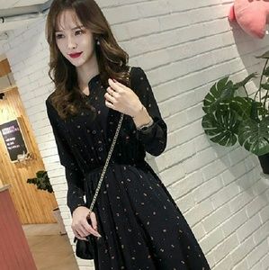 Retro long-sleeved Floral Dress Lady Slim chiffon